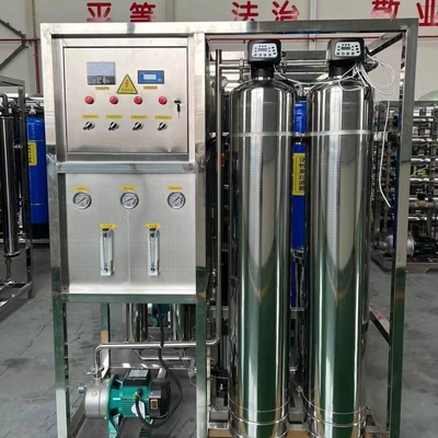 Máy xử lý nước 2L/giờ Máy xử lý nước qua thẩm thấu ngược Cấu trúc nhỏ gọn một giai đoạn