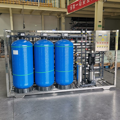 Các thành phần lõi máy bơm Hệ thống thẩm thấu ngược công nghiệp cho 4 tấn mỗi giờ Điều trị nước
